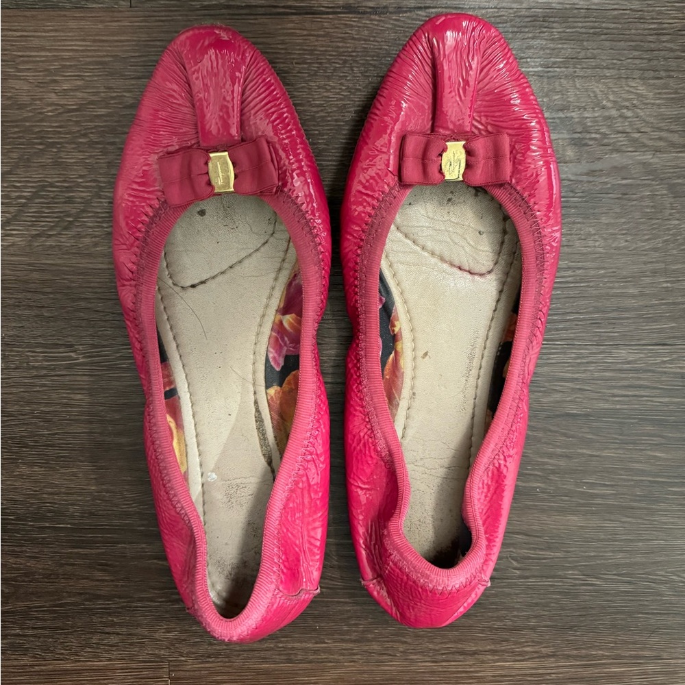 Ferragamo hot pink ballet flats size 8